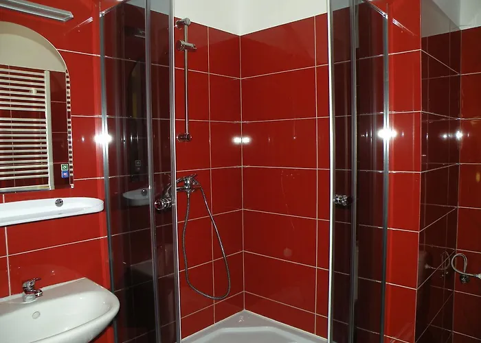 Dom Zdrojowy W Jedlinie Zdroju Aparthotel *